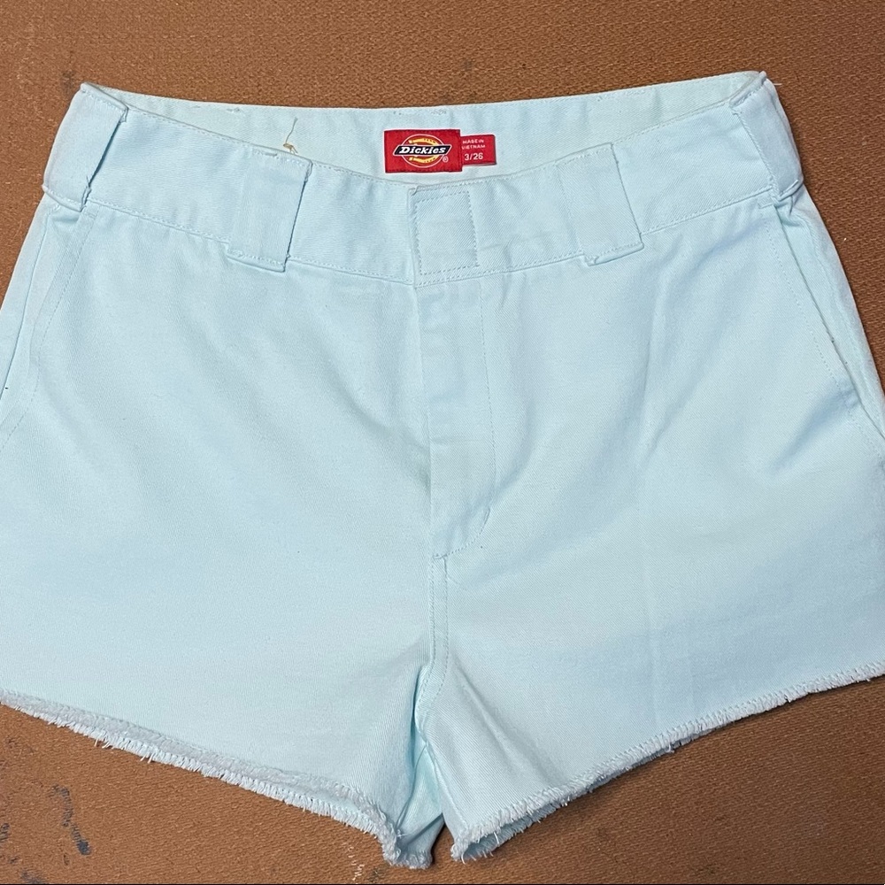 DICKIES LIGHT BLUE JEAN SHORTS
